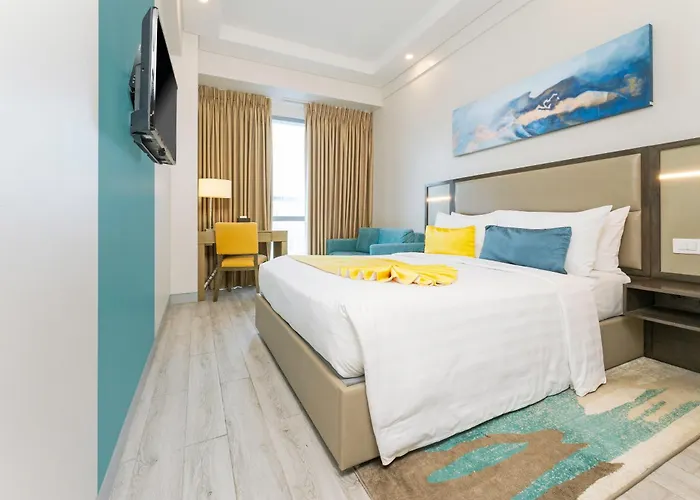Savoy Mactan Cebu Near Newtown Hotel 4*