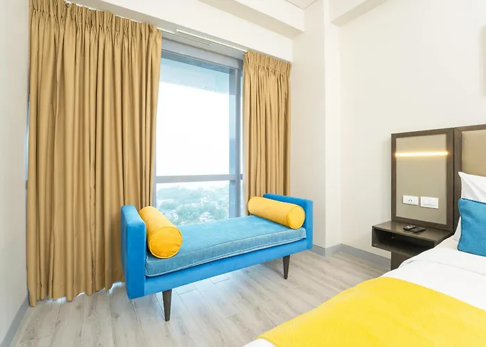 Hotel Savoy Mactan Cebu Near Newtown 4*
