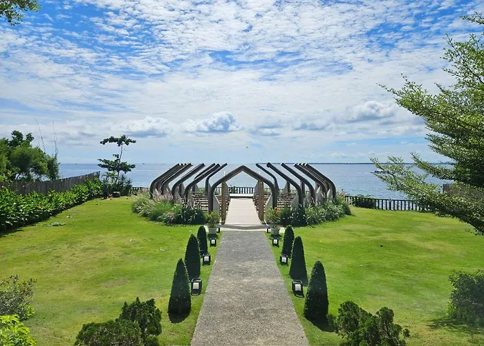 Savoy Mactan Cebu Near Newtown Hotel