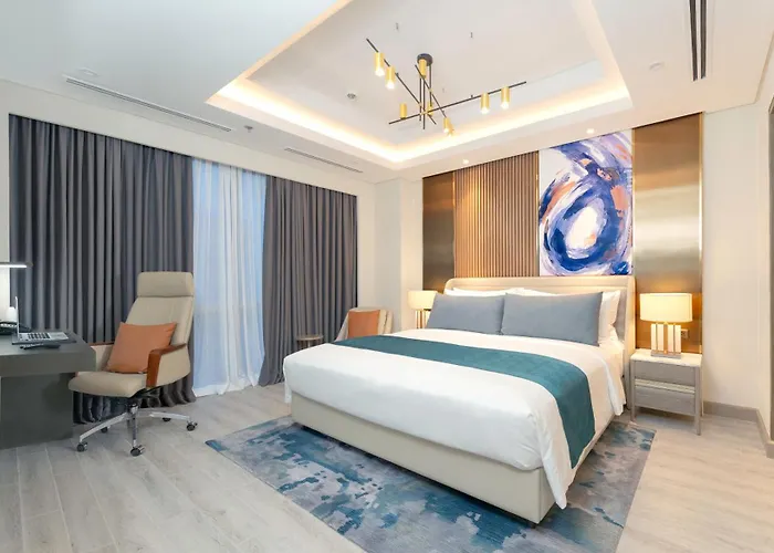 Savoy Mactan Cebu Near Newtown Hotel 4*