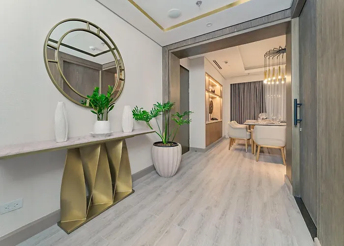 Hotel Savoy Mactan Cebu Near Newtown 4*